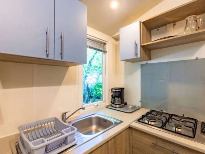 Mobil home pour 6 personnes, avec piscine à Montblanc - 4