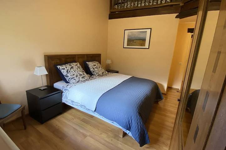 Quiet cottage, near Poligny and Arbois, vineyards, lakes, waterfalls, hiking in Villerserine, Jura
