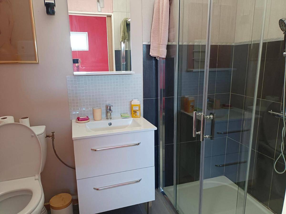 Appartement entier, One-Bedroom Apartment in Liévin, Région de Lens