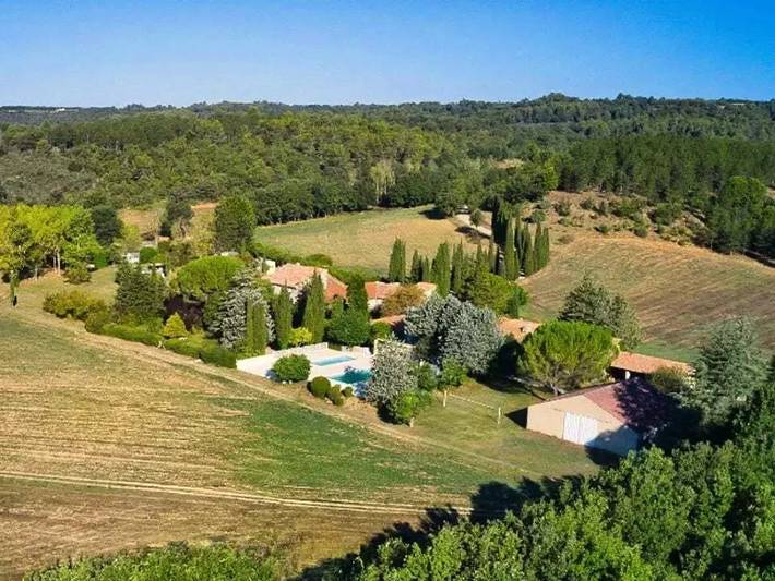 Gîte pour 6 personnes, avec piscine dans les Alpes-de-Haute-Provence