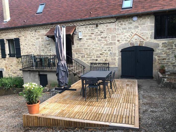 Location de vacances pour 6 personnes, avec jardin à Saint-Jean-Lagineste - 2