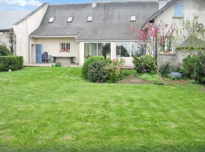 Location de vacances pour 15 personnes, avec terrasse et jardin à Bernac-Dessus