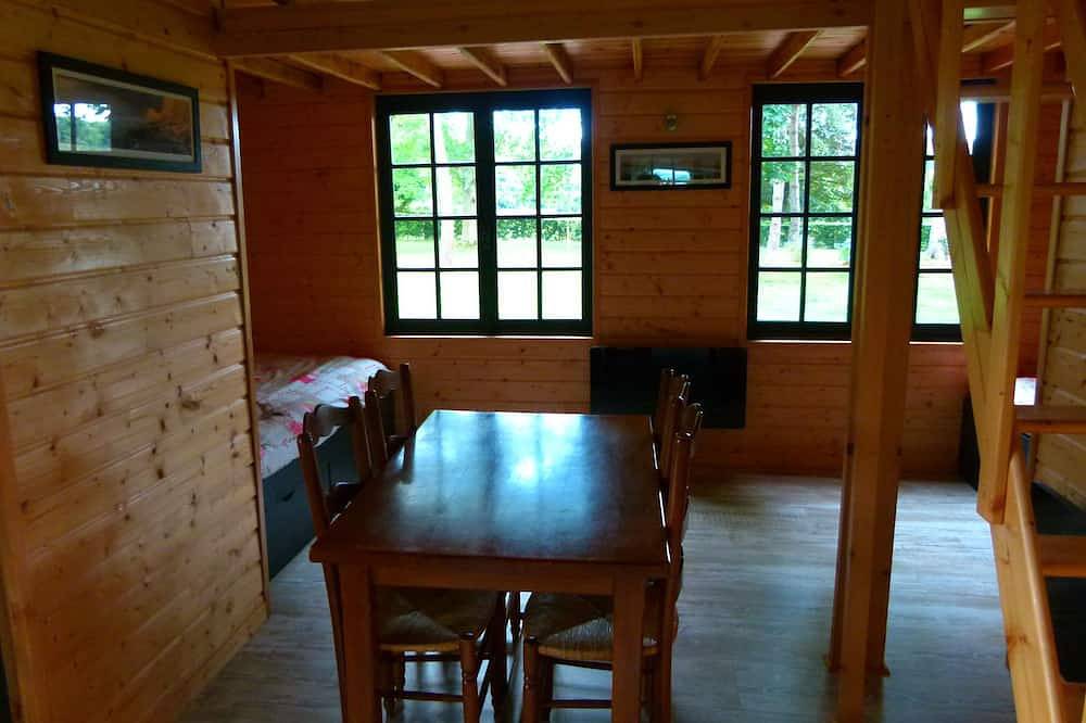 Chalet Cottage Au Pied De La Foret in Longroy, Région de Dieppe