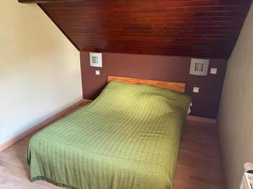 Cottage pour 2 personnes, avec vue et jardin à Saint-Hilaire (Isère)