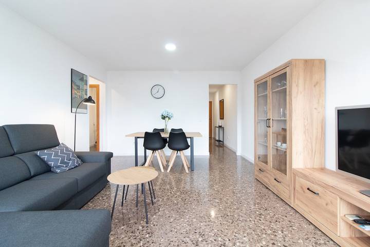 Apartamento para 4 personas, con balcón en Puerto de Sagunto