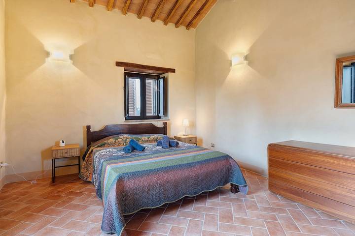Casale San Pietro: Vista Monti, Terrazza Privata e Wi-Fi nella Campagna Umbra in Città di Castello (Italia), Valtiberina