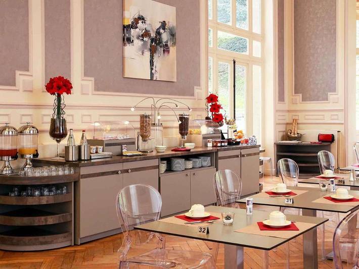 Hôtel pour 2 personnes, avec jardin et piscine ainsi que sauna et jacuzzi à Saint-Nectaire - 2