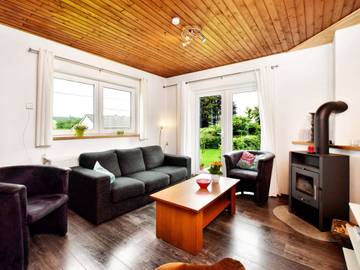 Maison De Vacances pour 4 Personnes dans Rogery, Gouvy, Photo 1