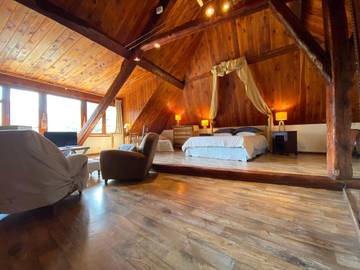 Maison d’hôte pour 2 personnes, avec vue et jardin à Méolans-Revel