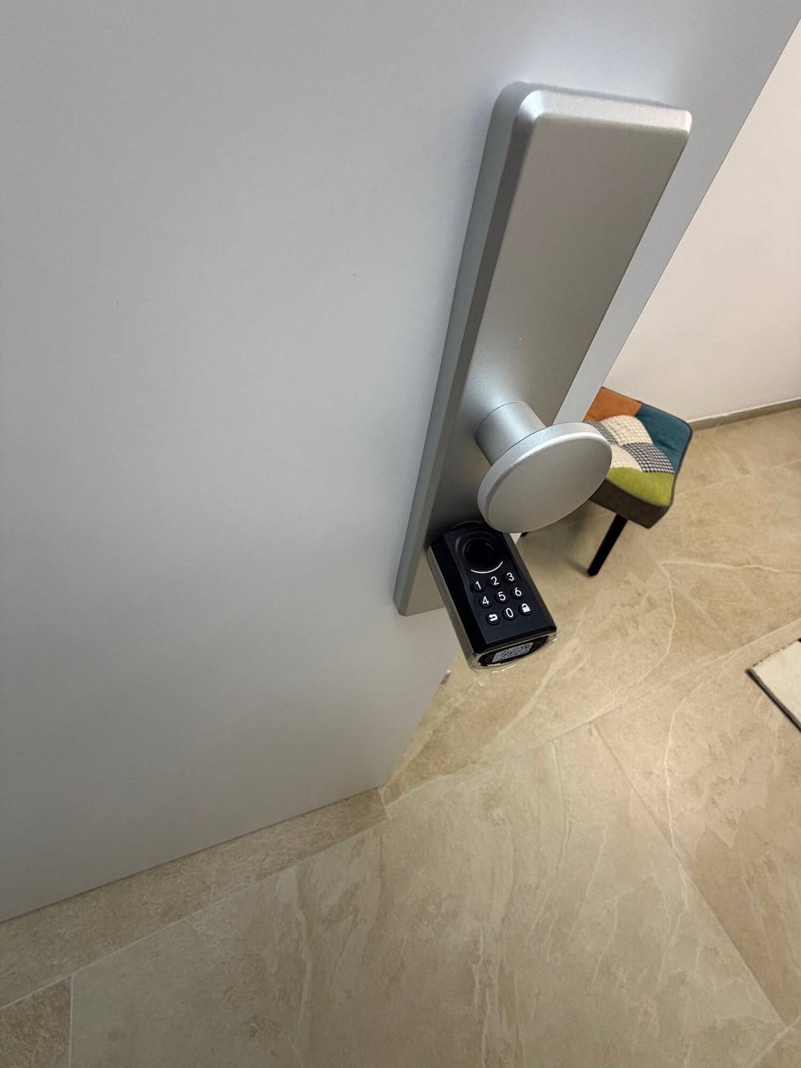 Ganze Wohnung, Apartment 'Deluxe - 3. Og' mit Wlan und Klimaanlage in Bonn, Rheinland