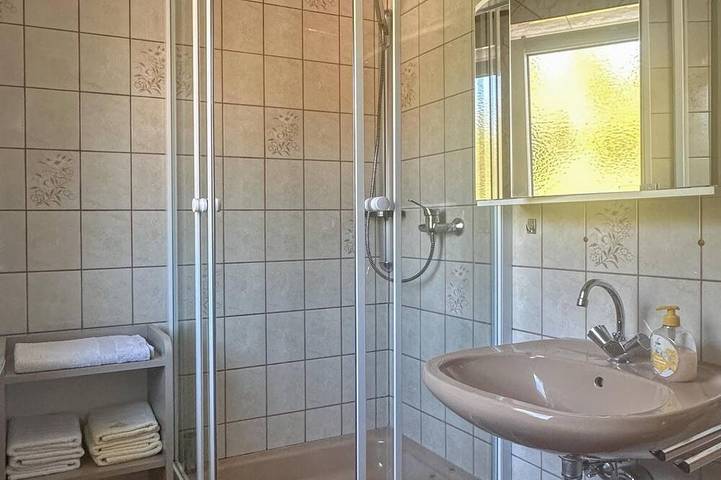 Ferienhaus für 2 Personen, mit Terrasse und Garten in Schleusegrund - 4