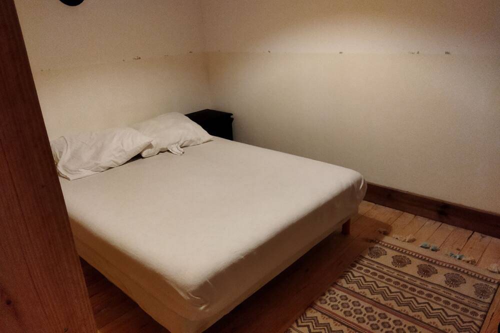 Villa del pierro in the heart of nature, on the banks of the Eyre river in Salles, Region de Arcachon