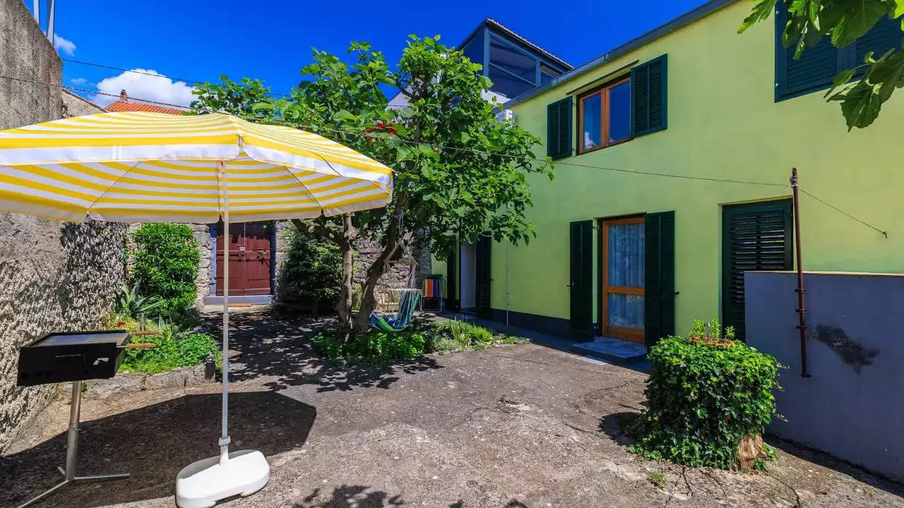 Vakantiehuis voor 4 personen met tuin in Crikvenica, Primorje-Gorski Kotar