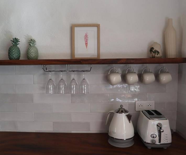 Location de vacances pour 3 personnes, avec jardin et piscine ainsi que vue et terrasse dans Huahine - 4