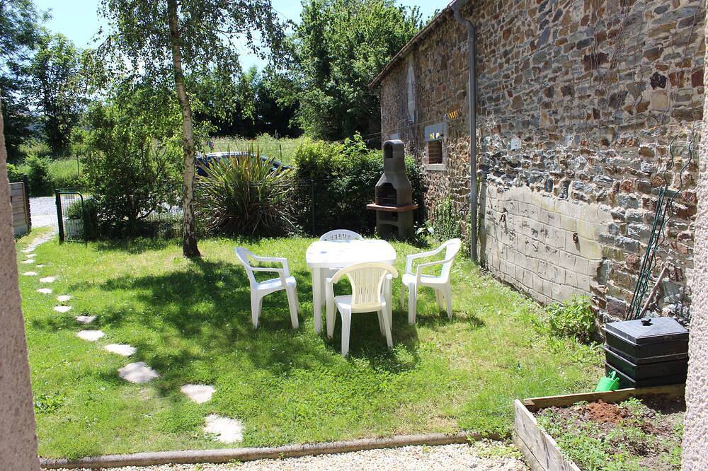 Appartement entier, Le Petit Ecutot, rez de jardin in Saint-Pair-sur-Mer, Côte de la Déroute
