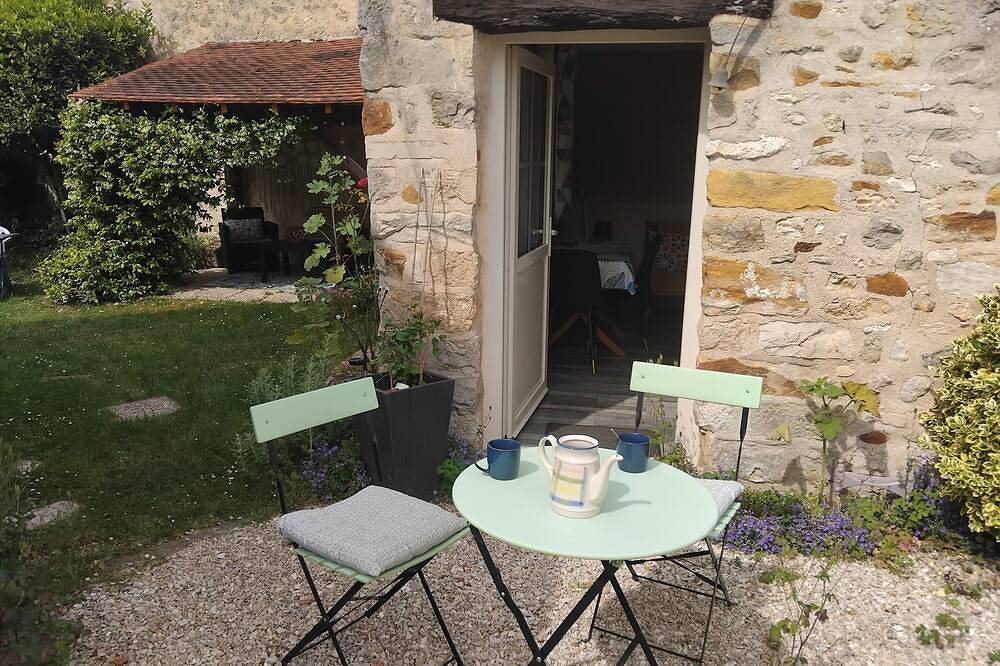 Gîte « L'annexe » avec terrasse privée, jardin privé et Wi-Fi in Villecerf, Seine-et-Marne