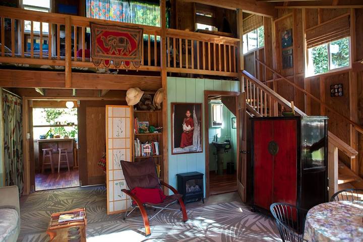 Log cabin for 3 people, with terrace and yard in Hawaii