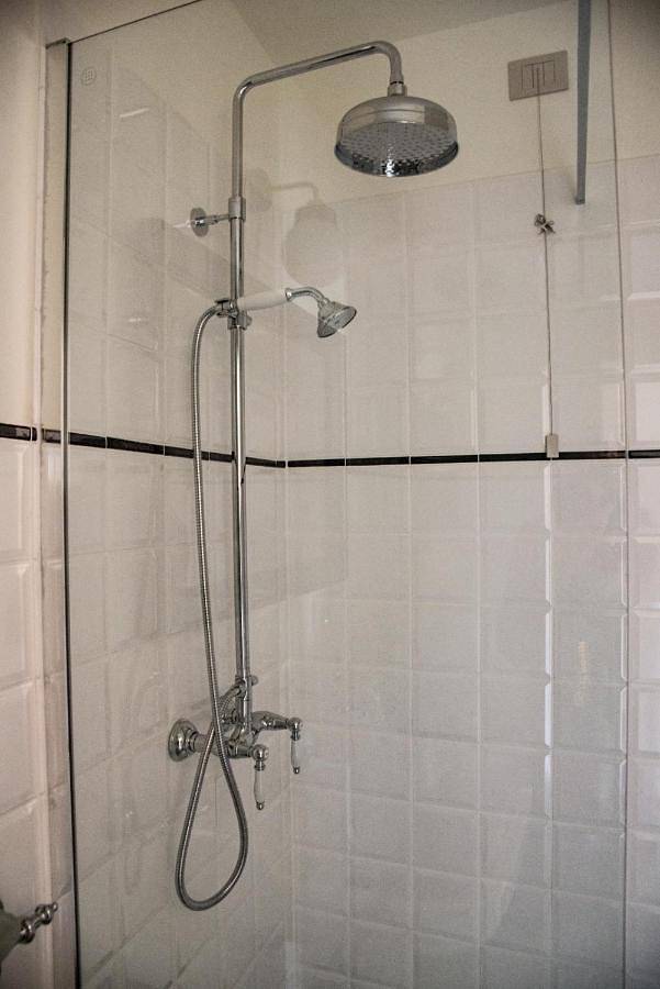 Chambre d’hôte pour 3 personnes, avec vue et jardin à Villa San Giovanni - 4