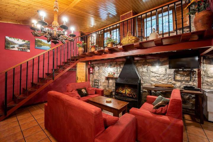 Casa rural para 10 personas, con vistas y jardín además de piscina y vistas al lago, Se admiten mascotas en Provincia de Albacete - 2