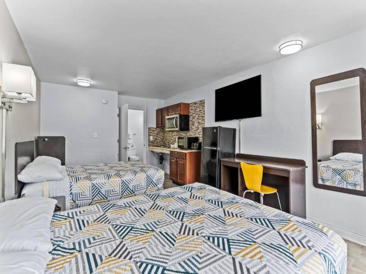 Ganze Wohnung, 2 Queensize-Betten | Nsmk, Küche in Wilmington, New Hanover County
