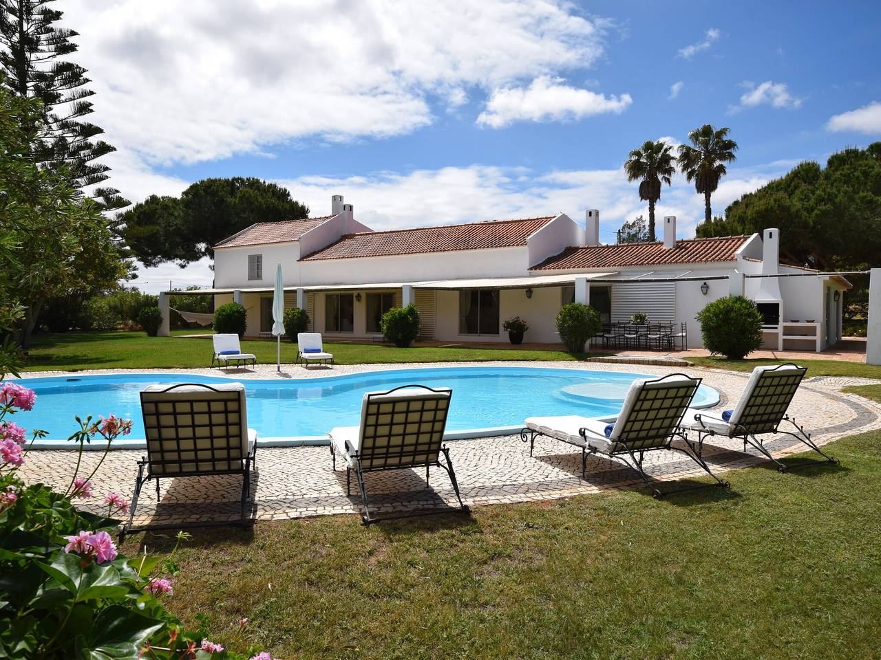 Küstenrefugium mit privatem Pool in Lagos, Faro Distrikt