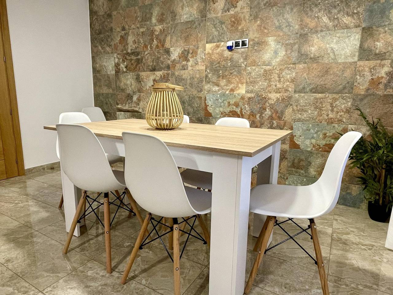 Appartement entier, Maison luxueuse, 2 étages, à 300m du pont romain, près des sites touristiques et restaurants à Córdoba in Distrito Sur (Córdoba), Cordoba