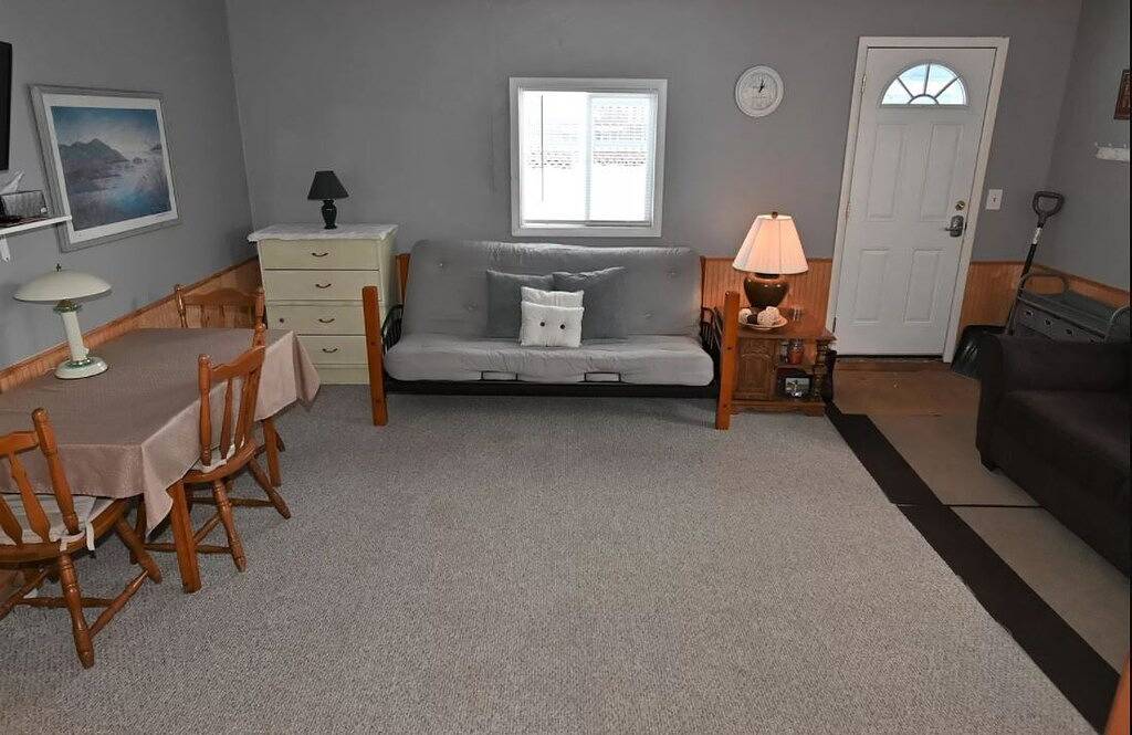 Beautiful Lakefront House on Houghton Lake - 3 Beds, 3 Baths in Prudenville, Roscommon County