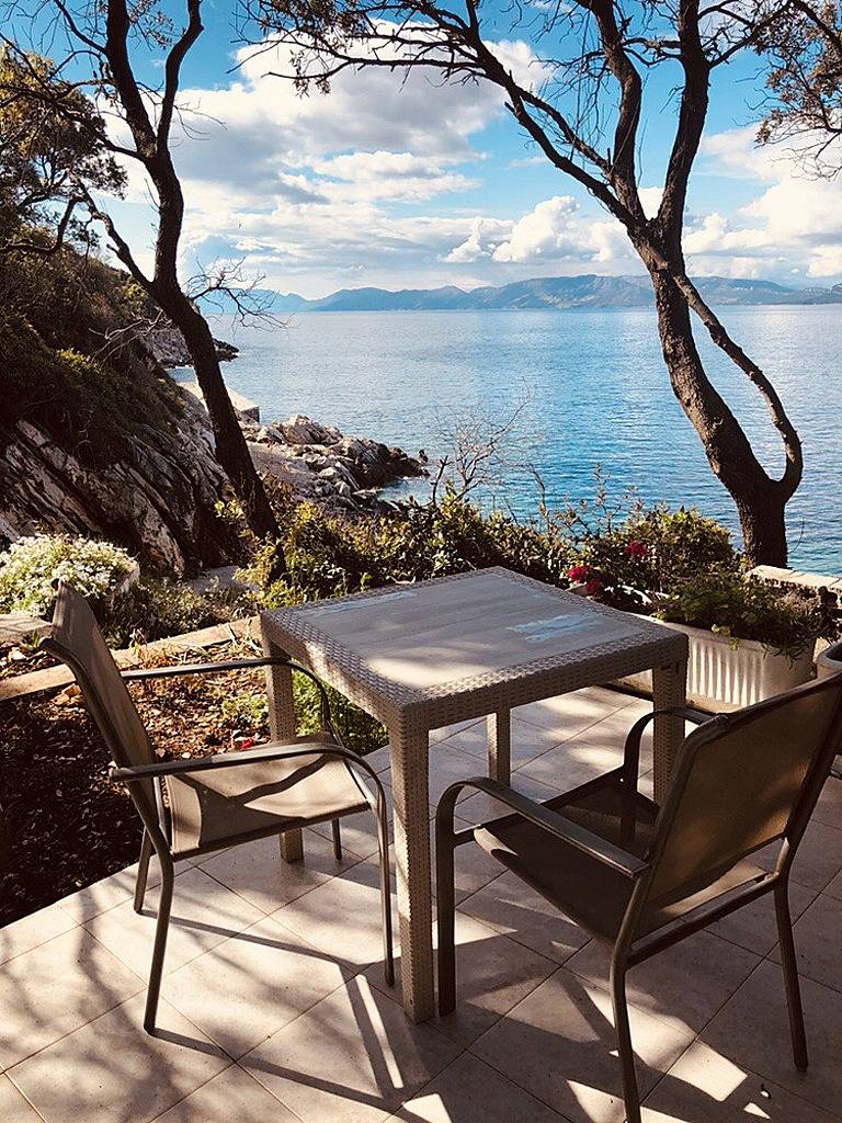 Ganze Wohnung, 1-Zimmer-Ferienwohnung am Strand Kozarica, Mljet A-4950-d in Mljet