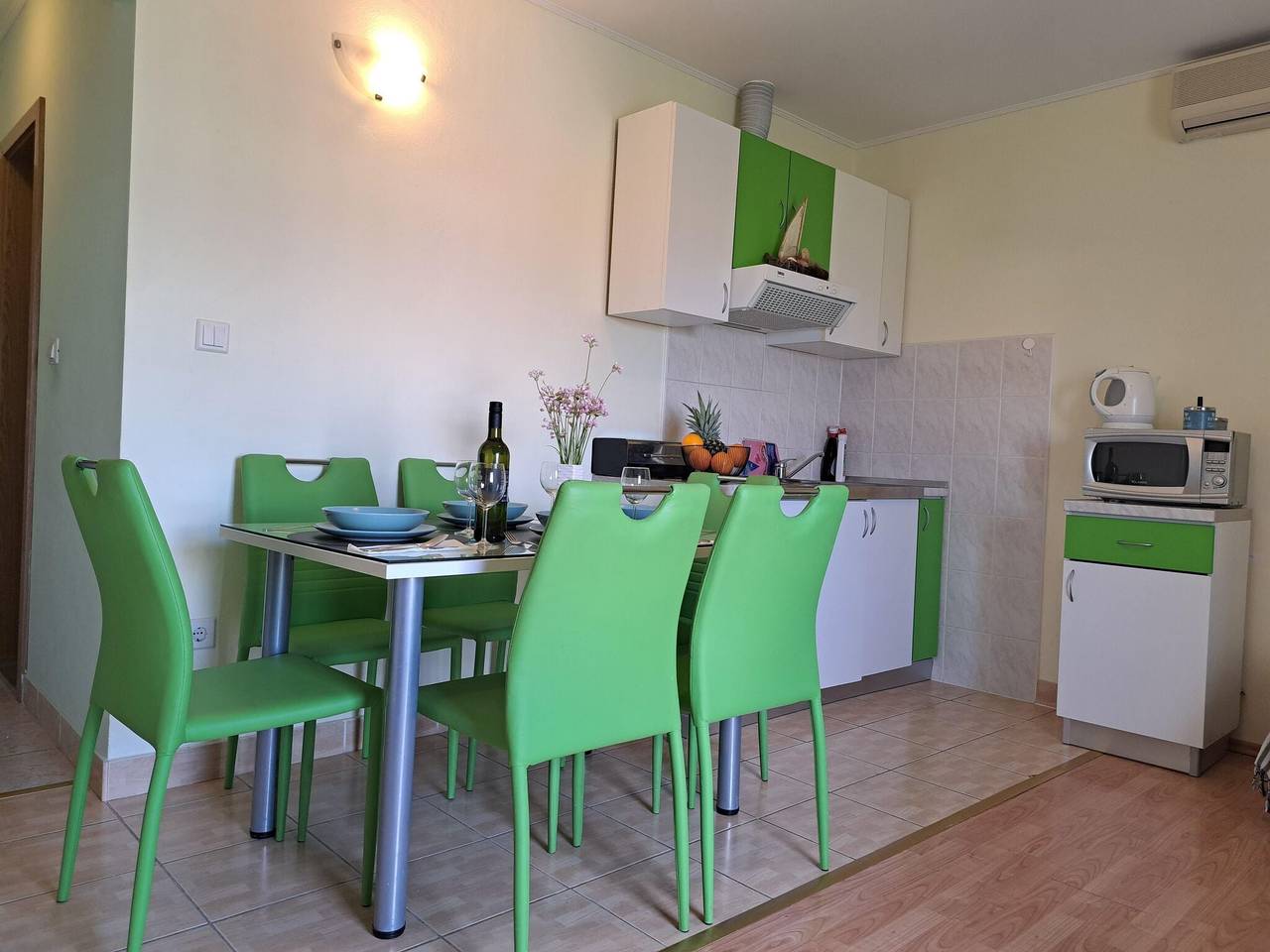 Ganze Wohnung, Wohnung in Kastel nahe dem Meer in Kastel Stafilic, Kaštela