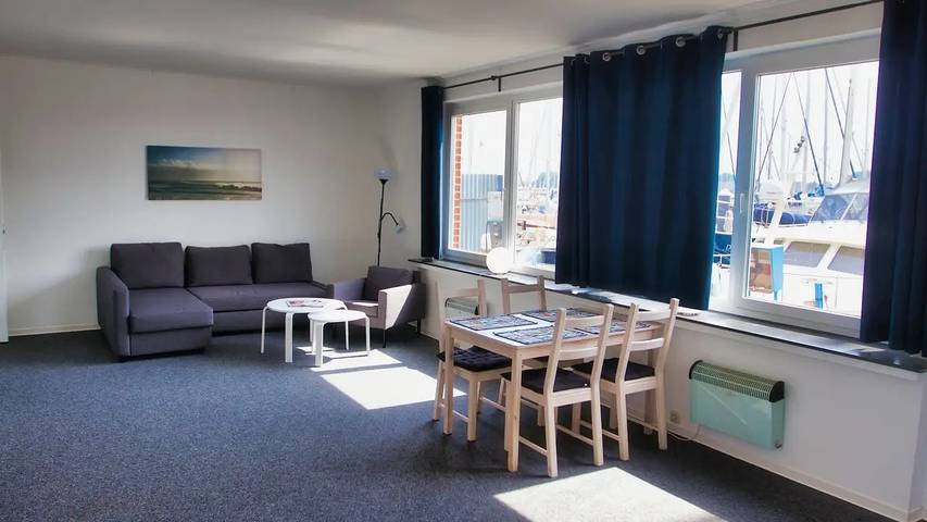 Ferienhaus mit Meerblick für 4 Personen, mit Pool und Terrasse in Travemünde - 2