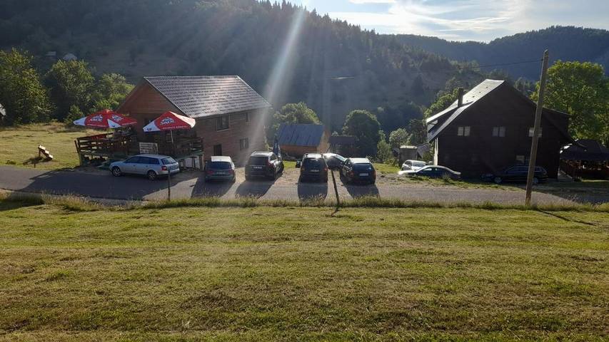 Gîte pour 2 personnes, avec Balcon et Terrasse ainsi que Jardin et Vue