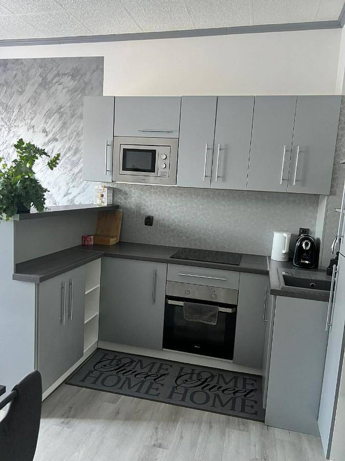 Ganze Wohnung, Luxusní apartmán v blízkosti centra města,Wifi, Netxlix in Hradec Králové, Královéhradecký kraj