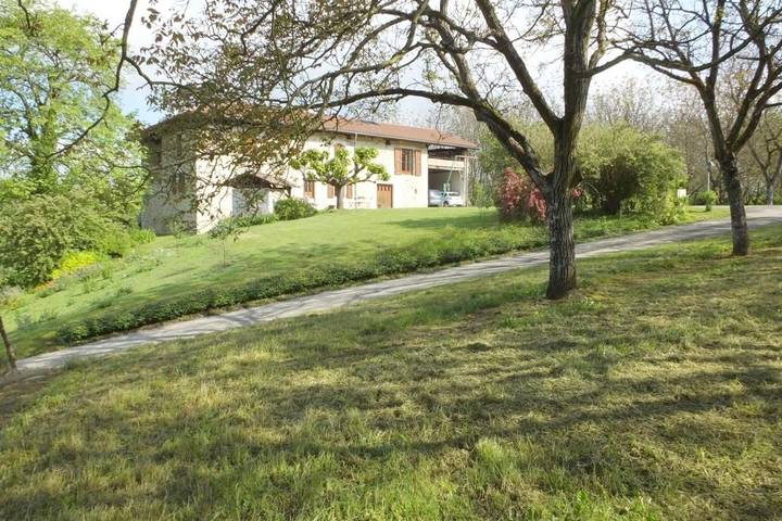 Appartement de vacances pour 7 personnes, avec Balcon et Terrasse ainsi que Jardin et Vue
