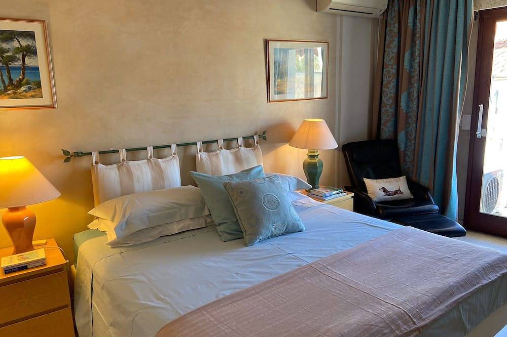 Appartement entier, Grandes, ensoleillées pièces à quelques minutes de la Croisette, Cannes in Cannes, Côte méditerranéenne (France)