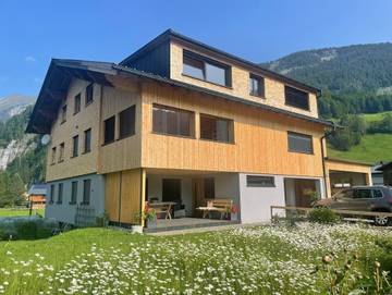 Hütte für 6 Personen, mit Garten und Terrasse sowie Ausblick, kinderfreundlich im Bregenzerwald