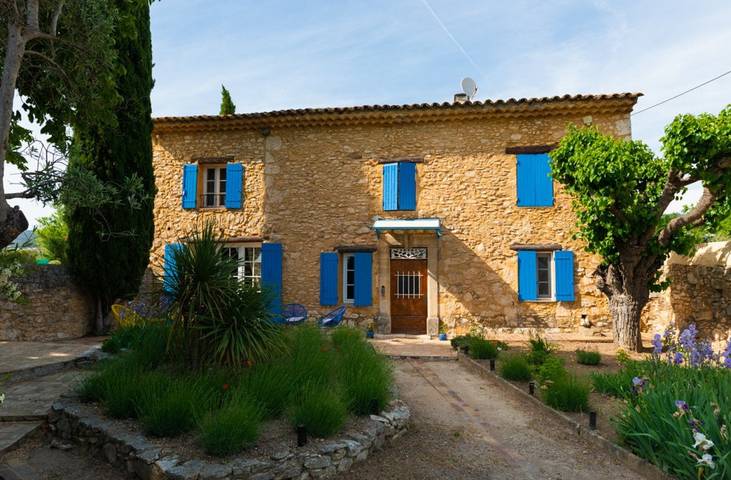Chambre d’hôte pour 2 personnes, avec sauna ainsi que jardin et piscine