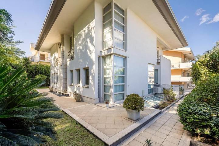 Villa per 12 persone, con balcone e idromassaggio nonché giardino a Giarre