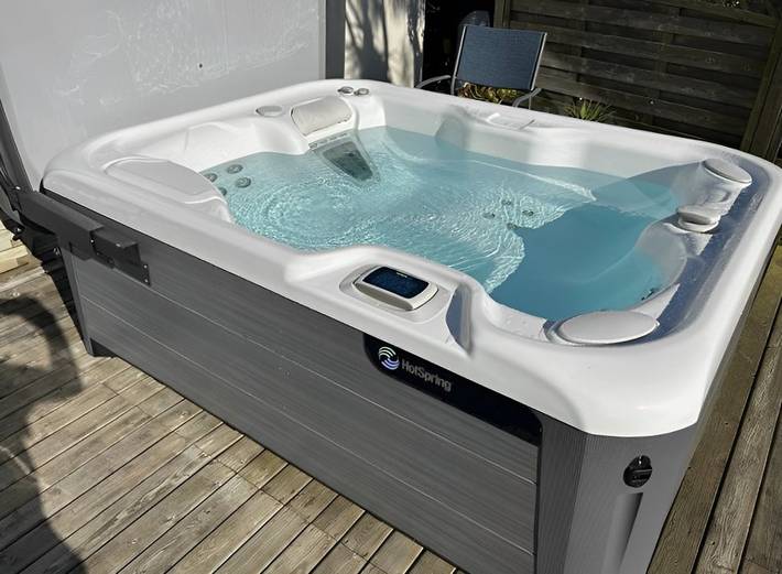 Chambre d’hôte pour 2 personnes, avec piscine ainsi que jacuzzi et jardin en Bretagne - 2