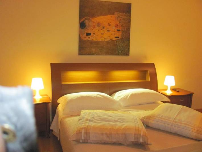 Chambre d’hôte pour 3 personnes, avec balcon et vue à Valguarnera Caropepe - 3