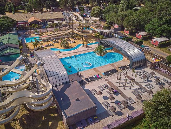 Camping pour 6 personnes, avec bassin pour enfant