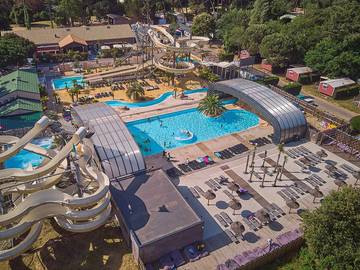 Camping pour 6 personnes, avec bassin pour enfant à Les Mathes