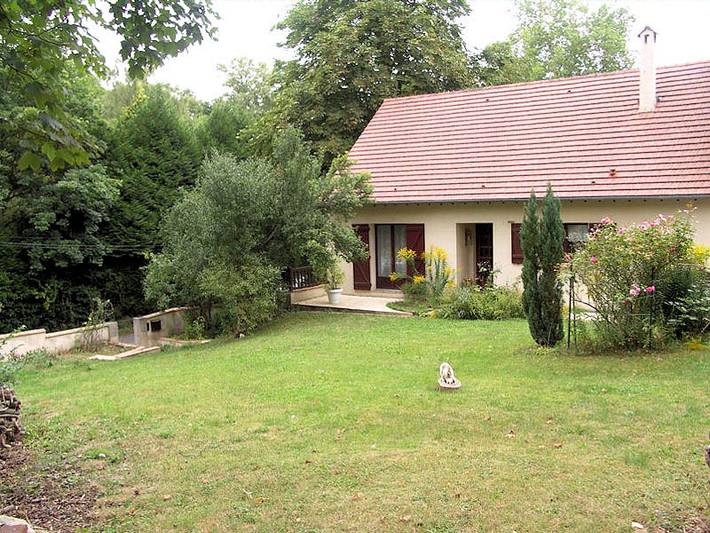 Gîte pour 5 personnes, avec jardin et terrasse