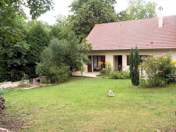 Gîte pour 5 personnes, avec terrasse et jardin dans Yvelines