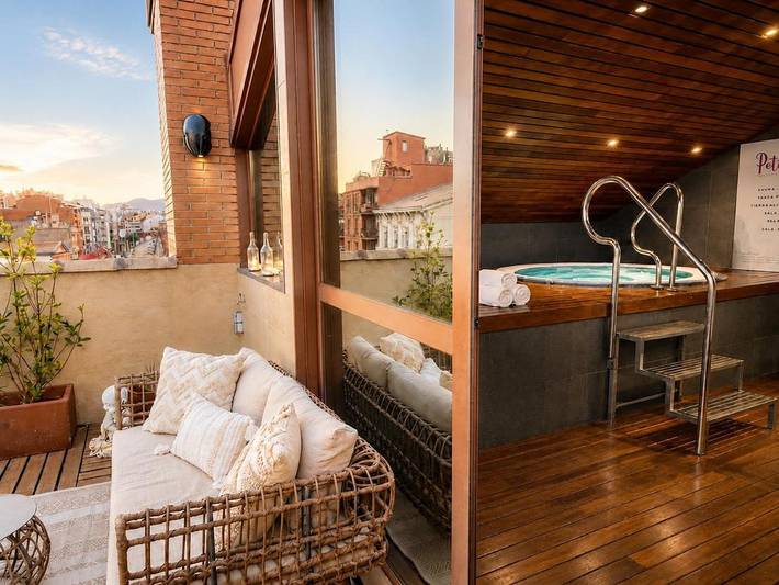 Hotel para 2 personas, con jacuzzi y sauna, Se admiten mascotas - 1