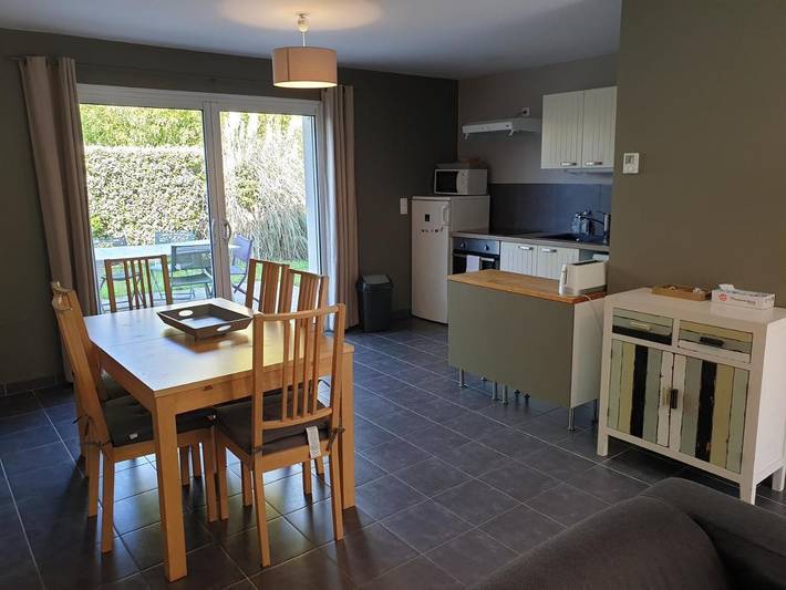 Location de vacances pour 2 personnes, avec jardin et piscine à La Jarrie - 2