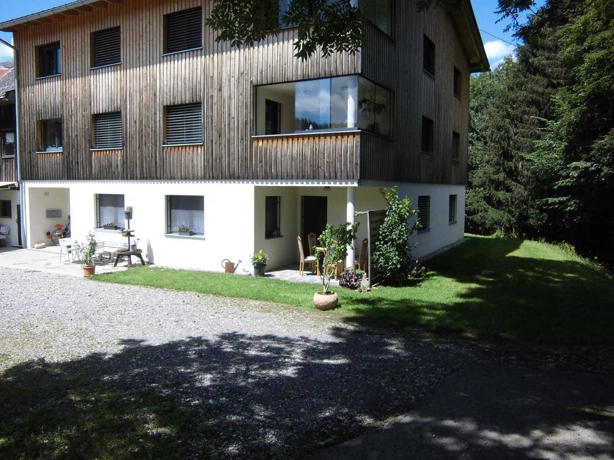 Ganze Wohnung, Ferienwohnung für 6 Personen mit Terrasse in Hittisau, Bodensee-Vorarlberg