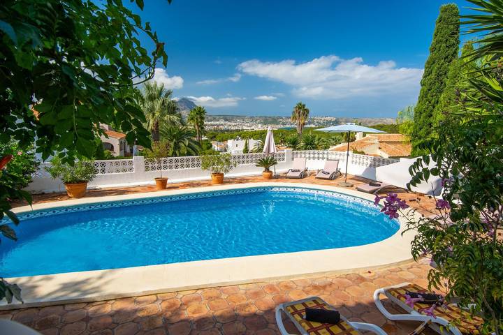 Chalet para 6 personas, con jardín además de piscina y vistas al mar, Se admiten mascotas en Comunidad Valenciana - 3