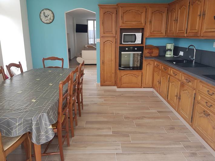 Gîte pour 7 personnes, avec terrasse dans Mayenne - 4