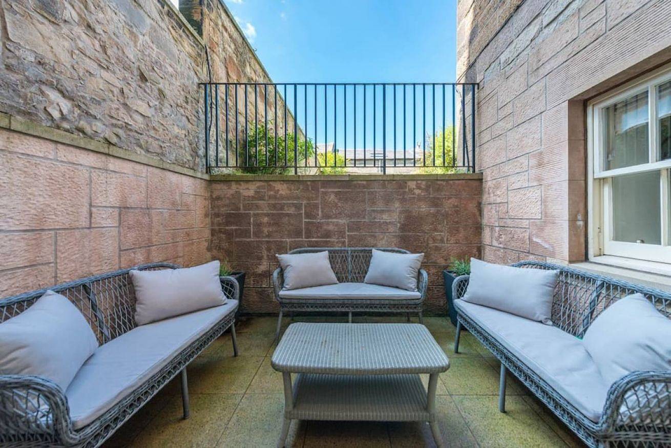 Apartamento entero, Luxury Apartment with Patio in City Centre in Edimburgo, Lothian