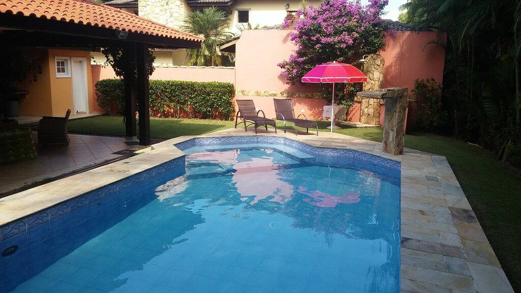 Schönes großes und gemütliches Haus neben dem Strand 4 Schlafzimmer Wohnung geschlossen in Guarujá, Baixada Santista